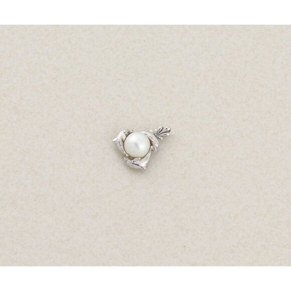 Pendant Only 14K White Gold Akoya Pearl Dolphin Pendant 5/8" x 1/2" - Picture 5 of 8